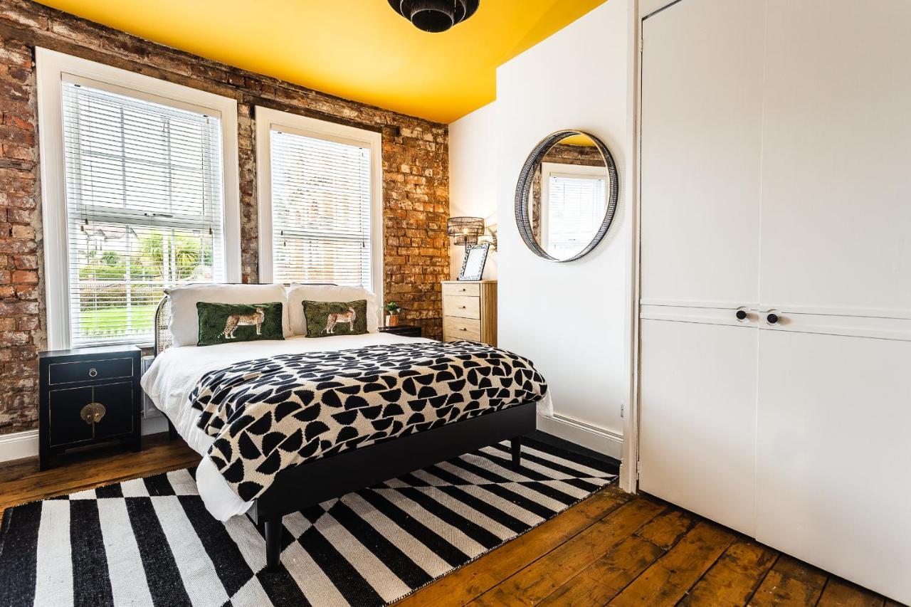 The Crescent Townhouse Villa Lisburn Luaran gambar